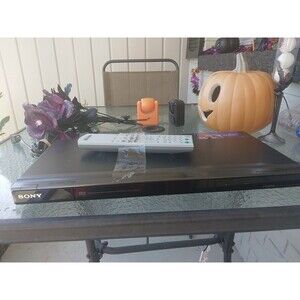 Sony DVP-NS700H DVD Plater with HDMI 1080 p w/Remote